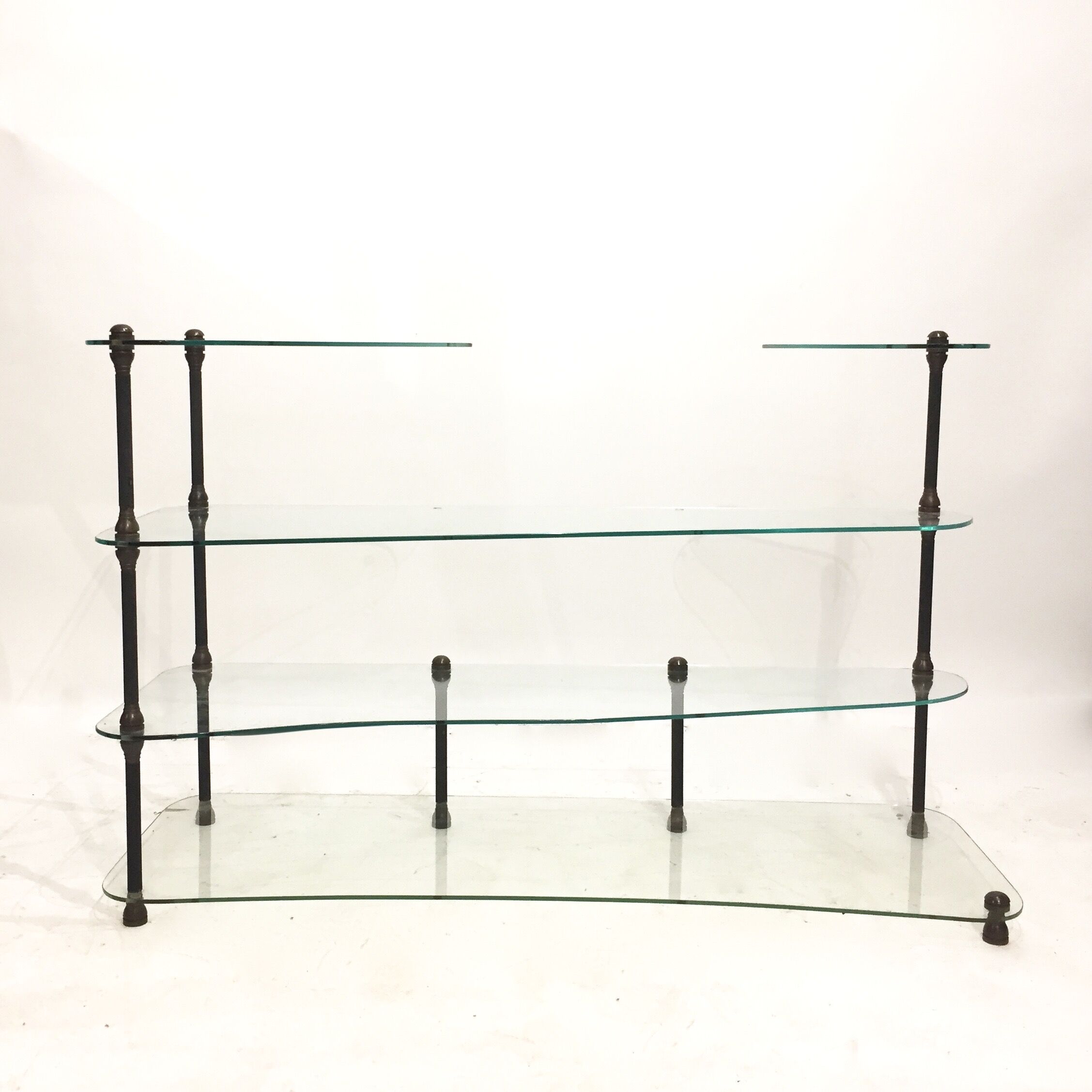 Shelf counter window