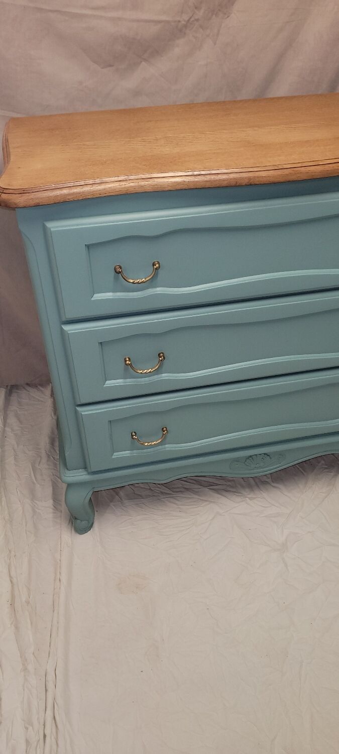 Louis xv style chest of drawers