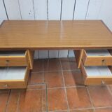 Scandinavian desk compass feet