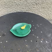 Empty pocket, duck soap dish on green barbotine leaf vintage
