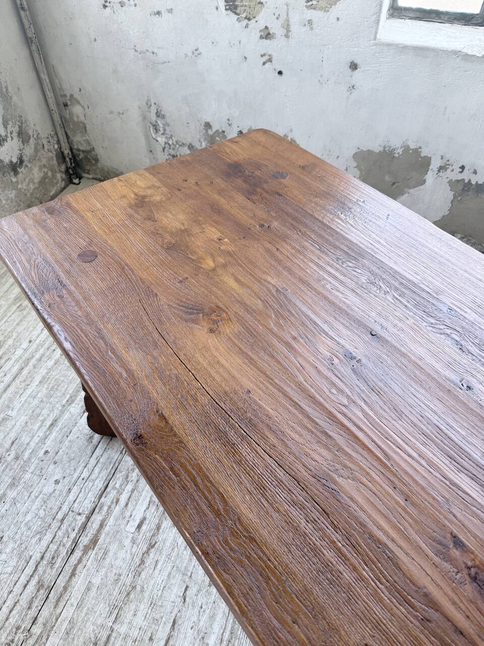 Brutalist oak table by De Puydt, Belgium 1970