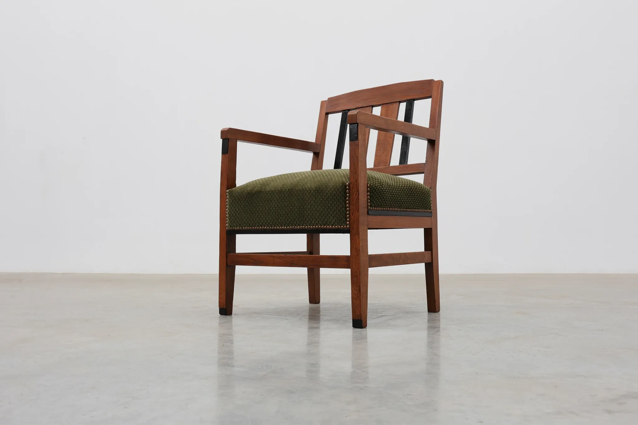 Amsterdamse School Oak Armchair with Green Velvet Seat, Netherlands, 1920s