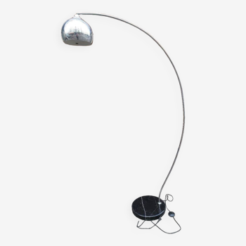 Arc floor lamp in chrome with marble base, 1970