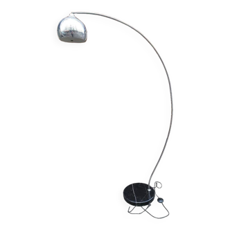 Arc floor lamp in chrome with marble base, 1970