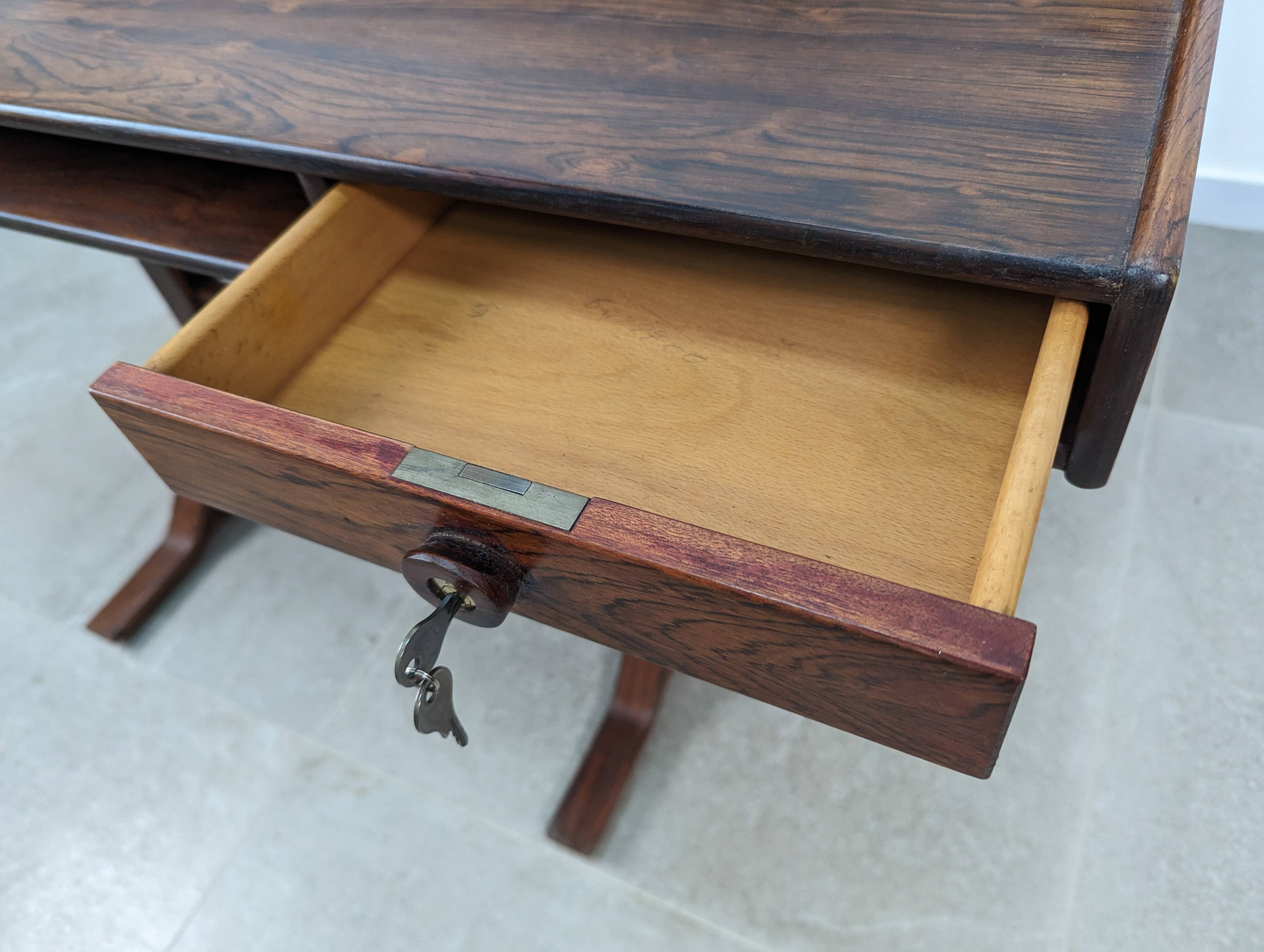 Desk by Gianfranco Frattini, Italy 1950s
