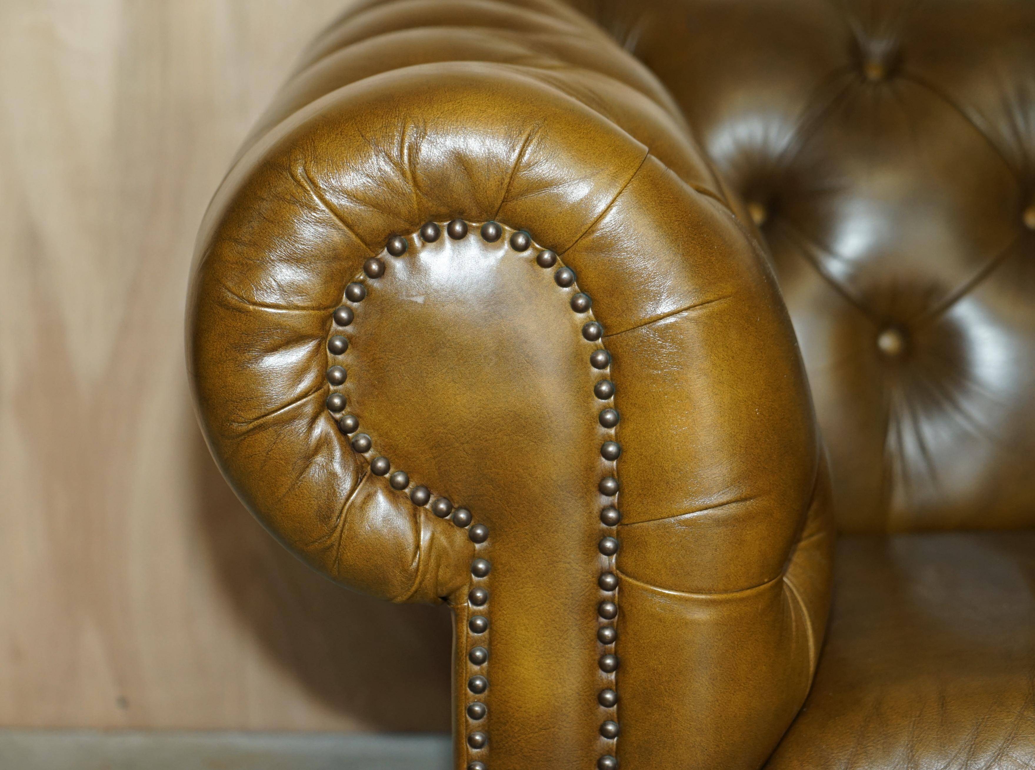 Ensemble vintage Chesterfield salon 3 pièces cuir