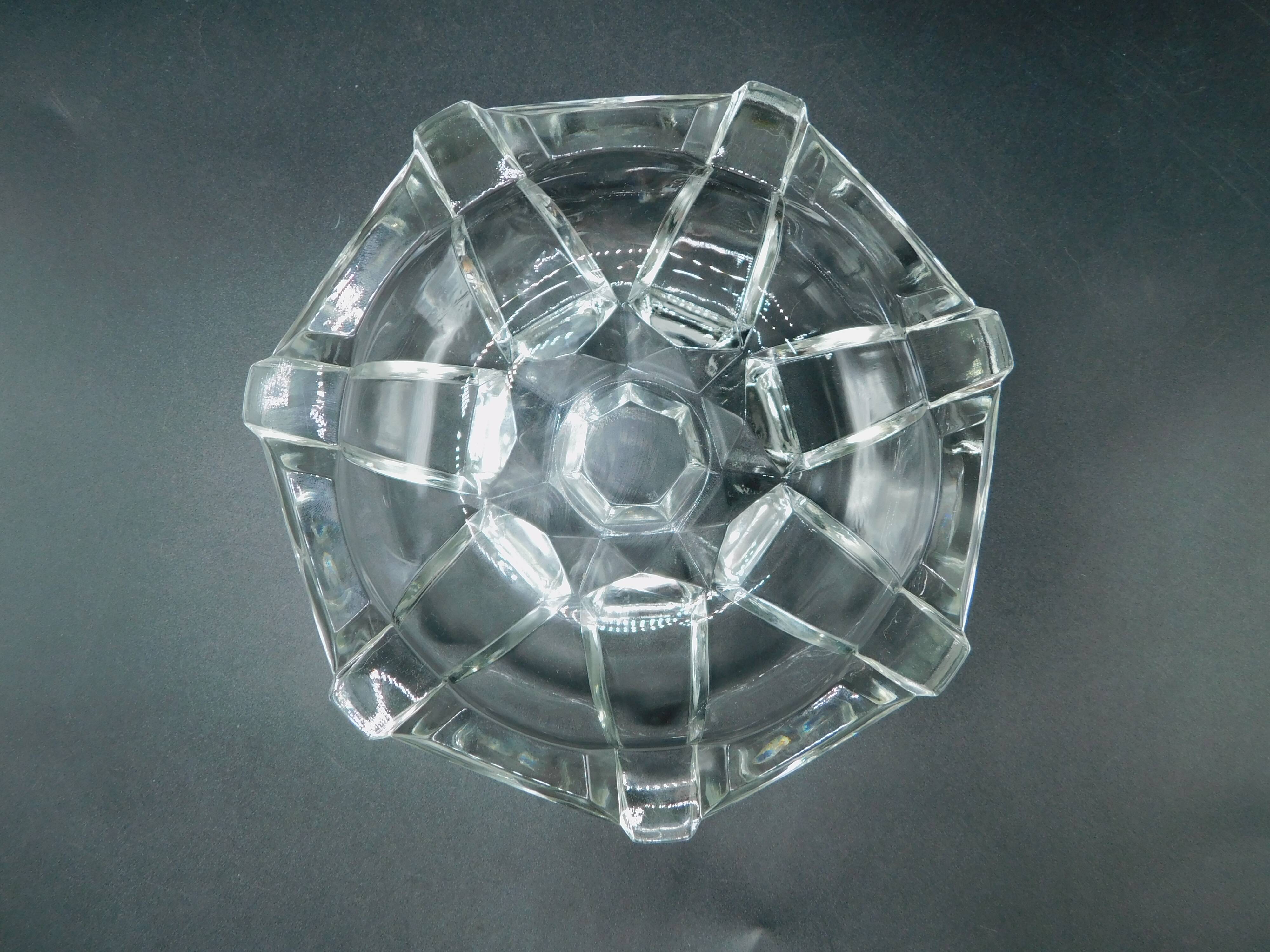 Star crystal ashtray