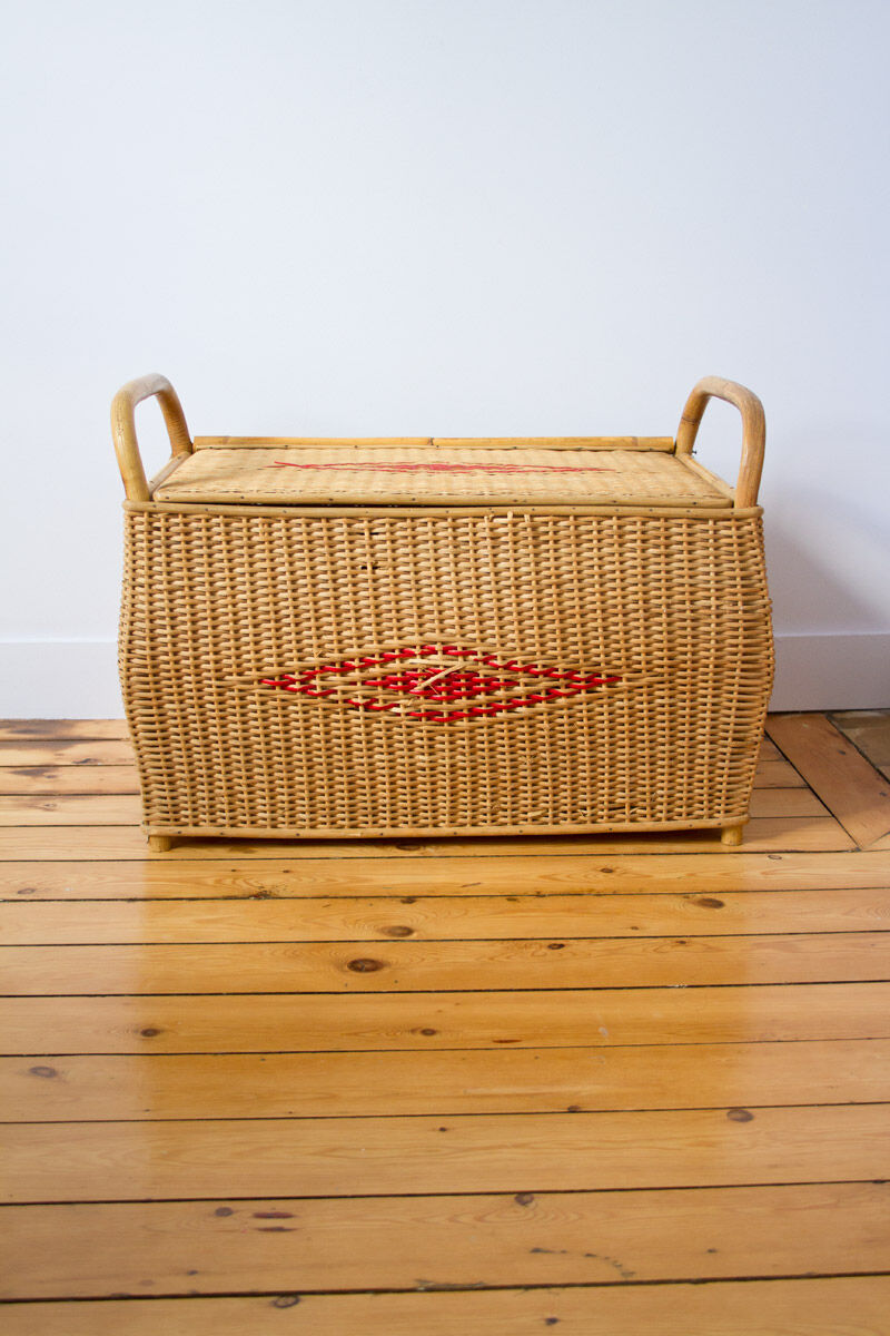 Rattan toy box