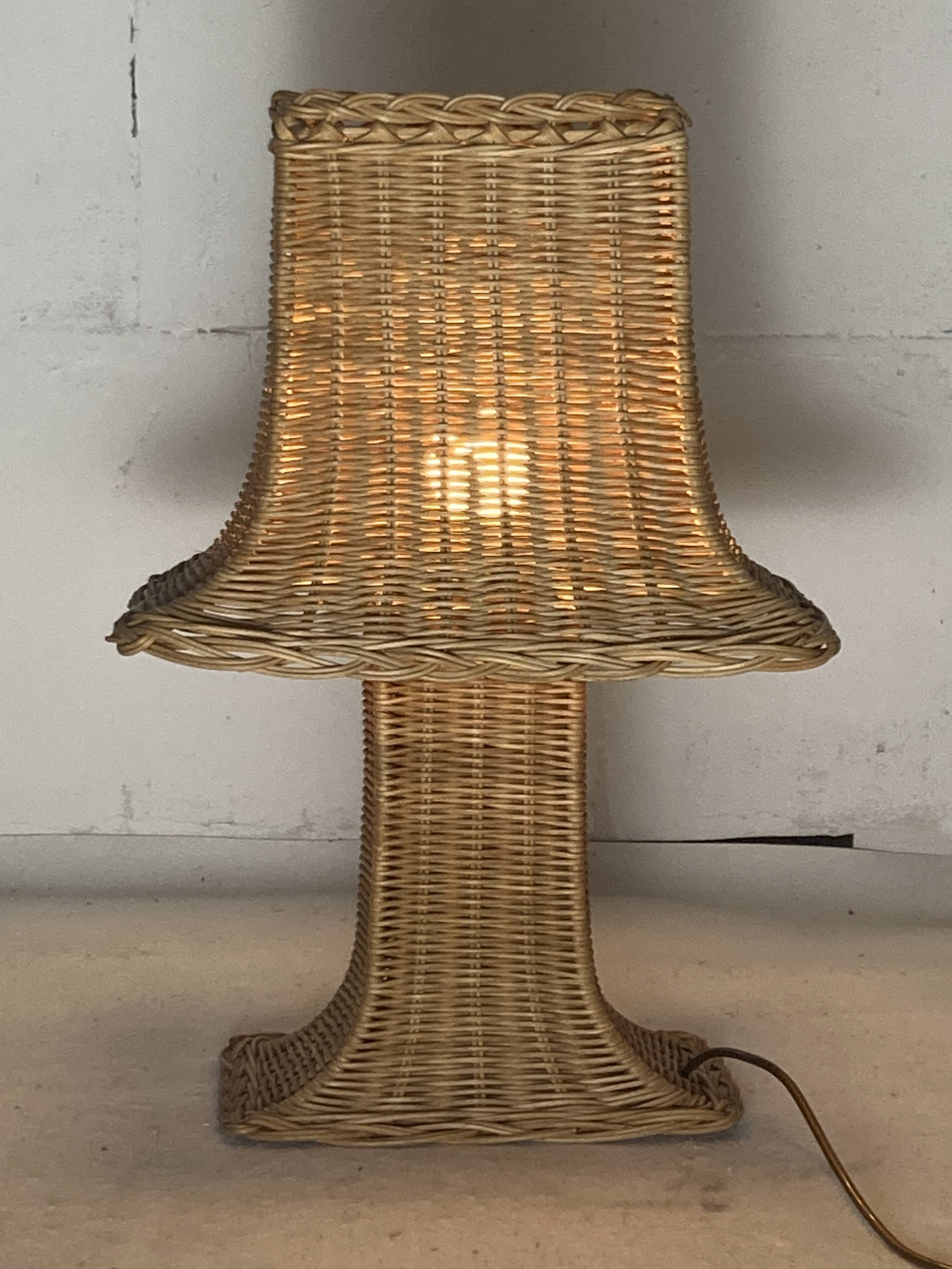 Rattan wicker "Pagoda" mushroom table lamp, Dutch 1980s