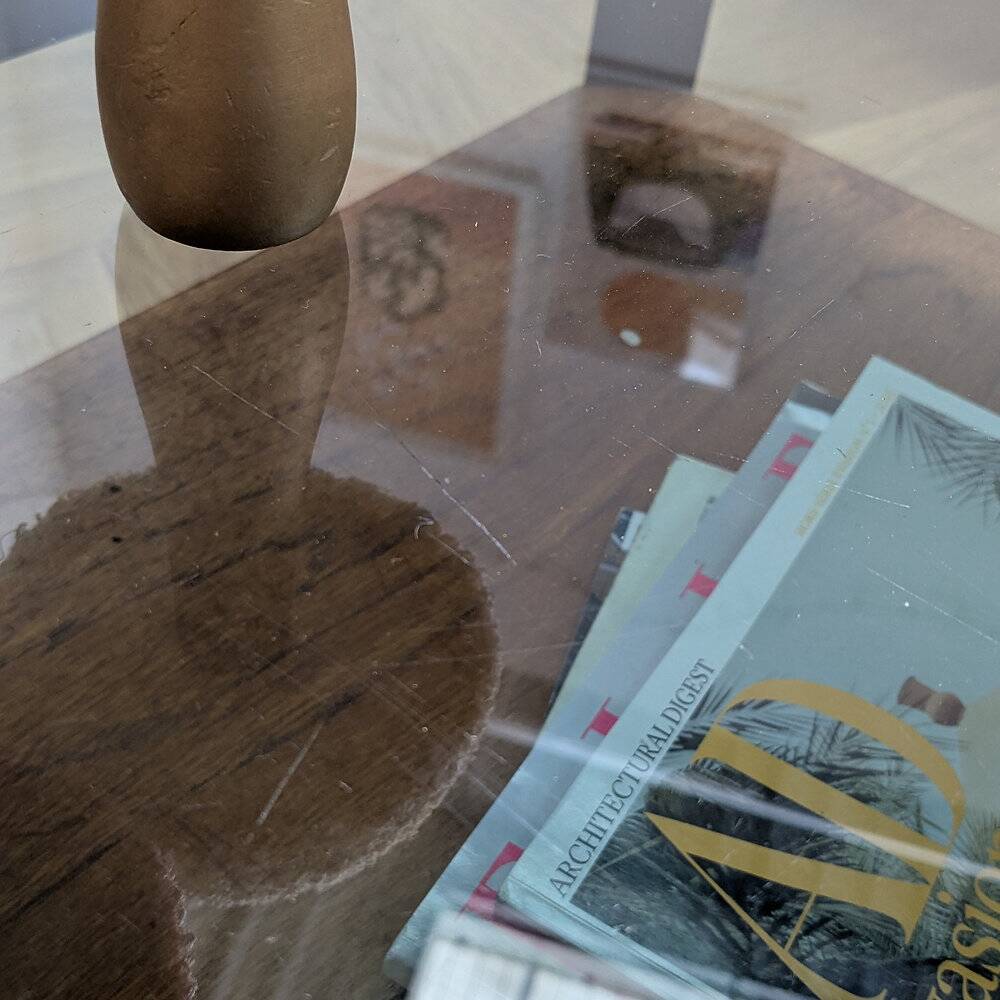 Table basse plateau en verre fumé