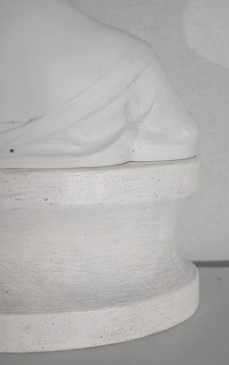 Children's bust in biscuit of limoges – early twentieth century