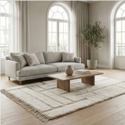 Tapis marocain blanc à motif graphique