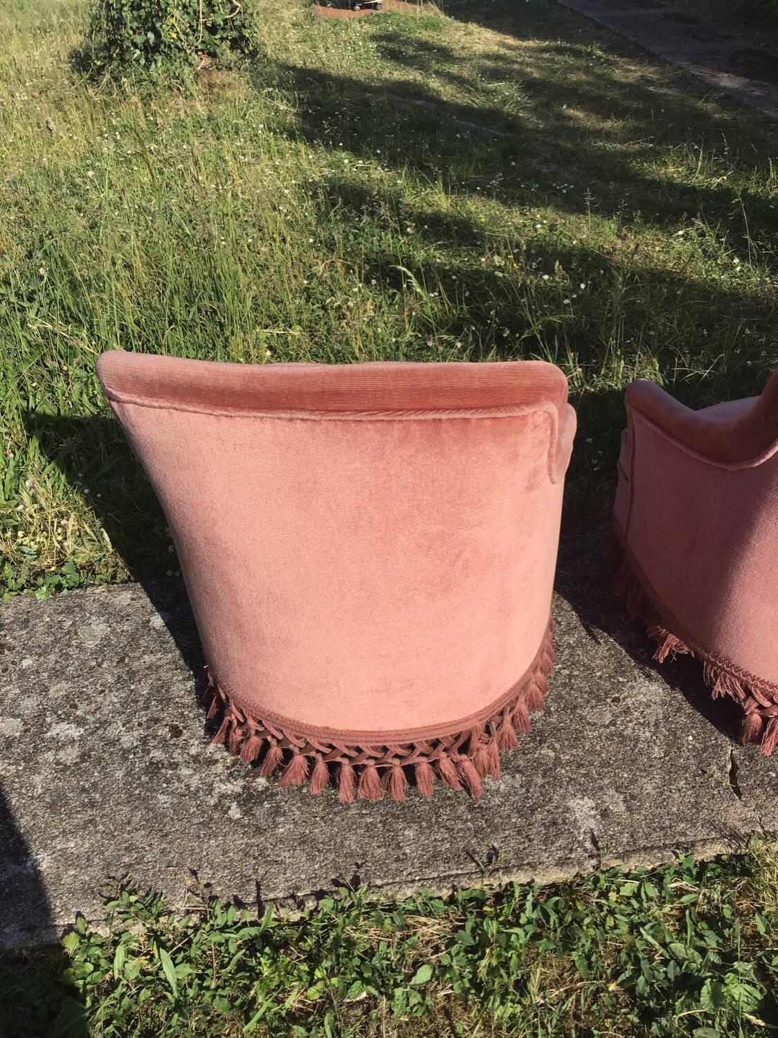 Sofa and 2 toad armchairs