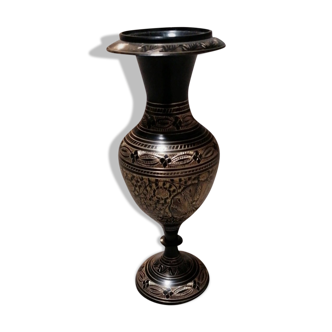 Black brass vase