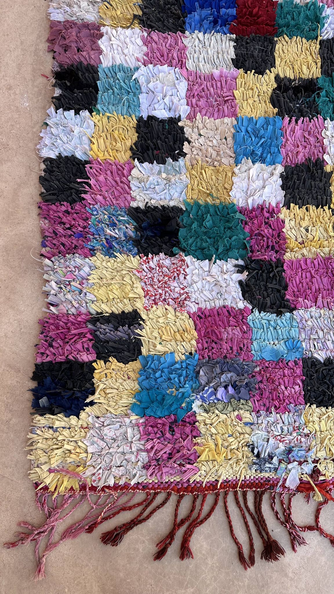 Colorful Boucherouite Moroccan rug - 128 x 208 cm