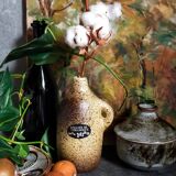 Single-flower vase, ceramic bottle by Max Idlas