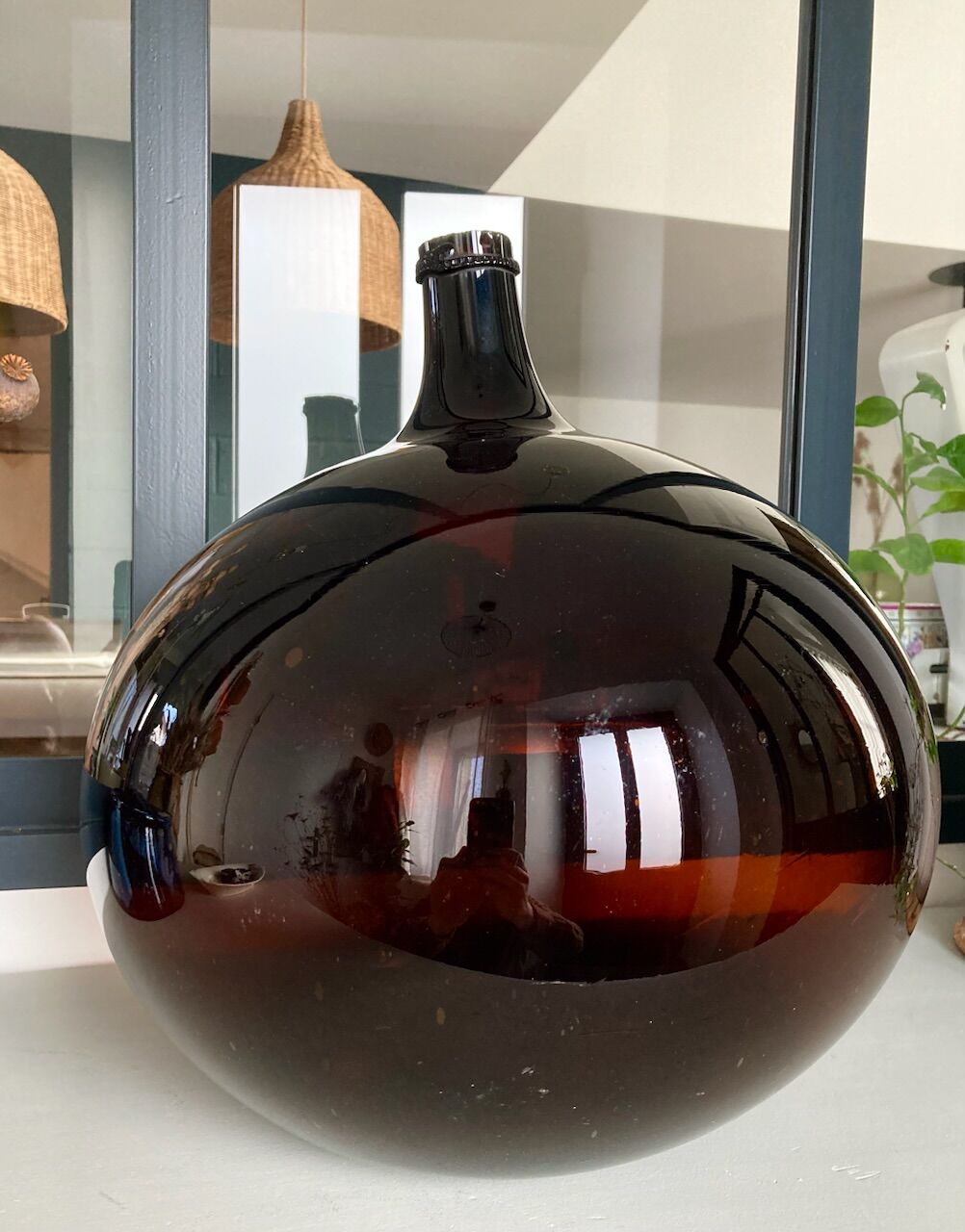 Lady Jeanne Amber Old