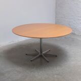 Large 'circular' oak dining table by Arne Jacobsen for Fritz Hansen, 1966