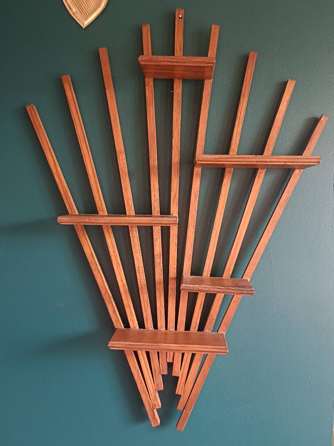 Small vintage fan shelf