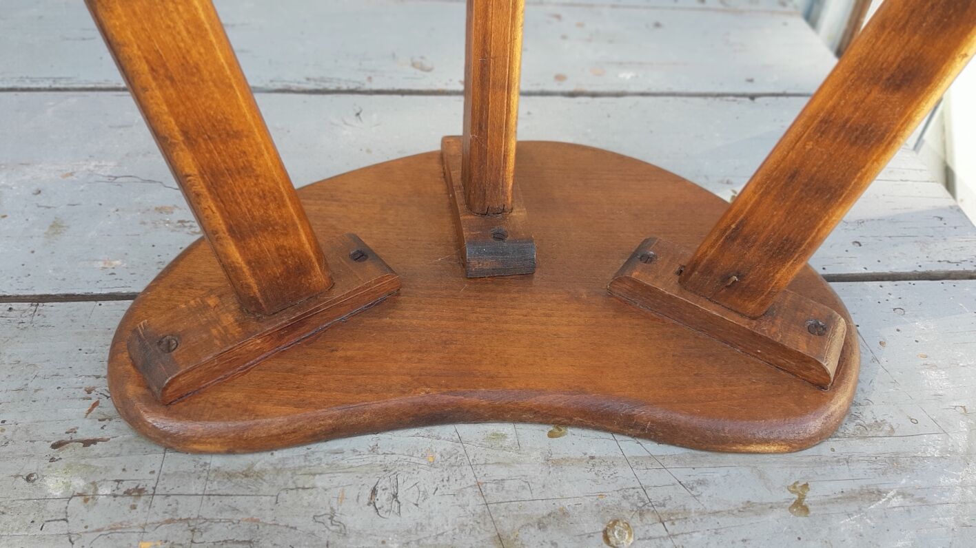 Tabouret tripode vintage en bois
