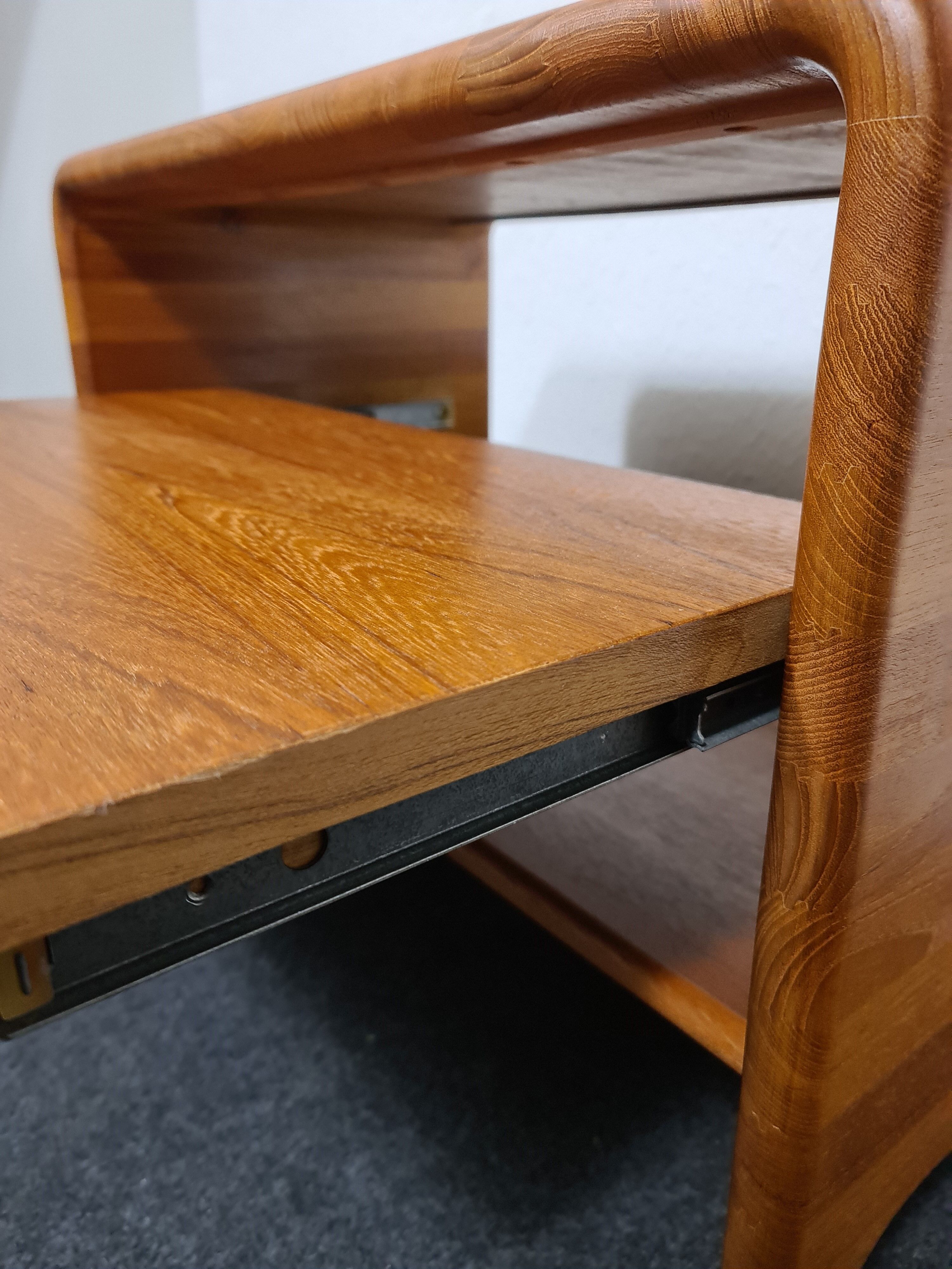 Vintage teak Danish design audio/tea or trolley by Hornbaer Mobilfabrik