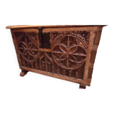Medieval chest