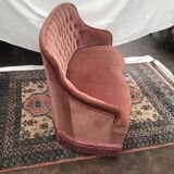 Pale pink tufted back toad sofa