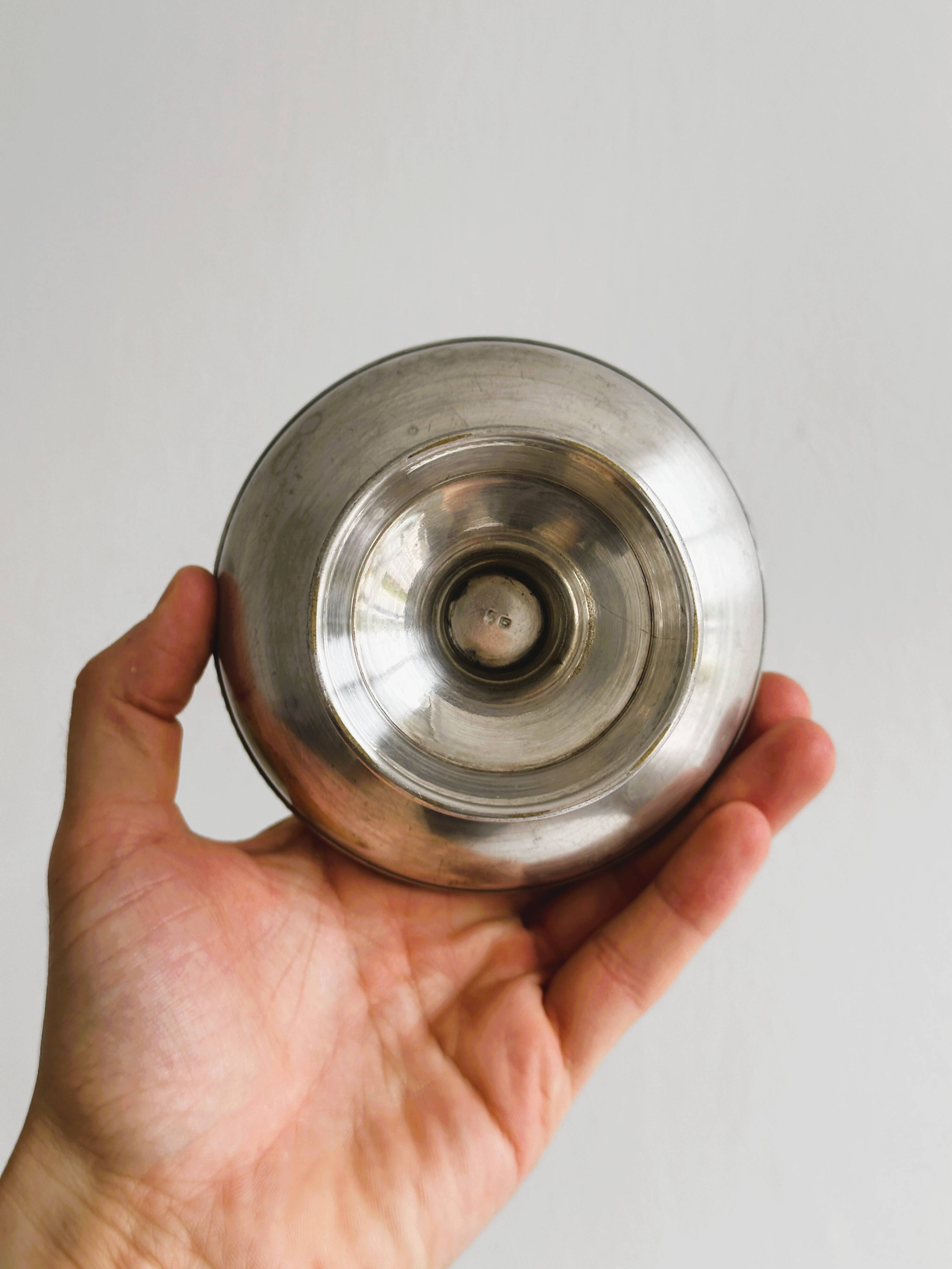 Silver-plated metal presentation bowl