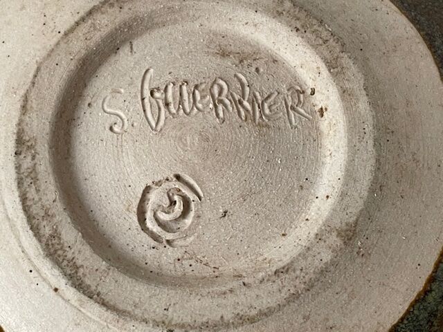 Vase in sandstone Serge Guerrier XX eme century.