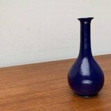 Minimalist mid-century pottery vase by BKW Böttger Keramik Wandsbek, Hamburg, Germany, 1960s.