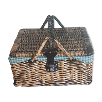 Rattan picnic suitcase, 1950