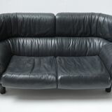 Bull sofa in grey leather by Gianfranco Frattini for Cassina 1987