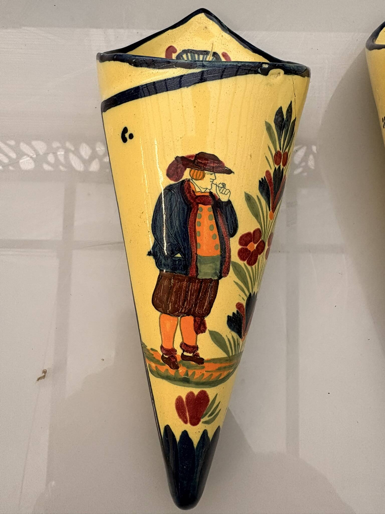 Old pair of ceramic faience bouquets henriot quimper yellow