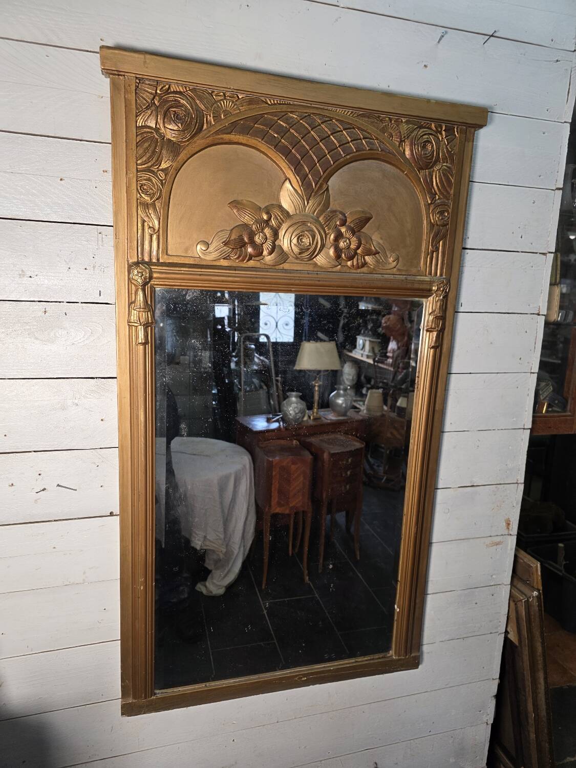 Miroir Art Déco doré années 1930 , miroir biseauté ,131cm de H