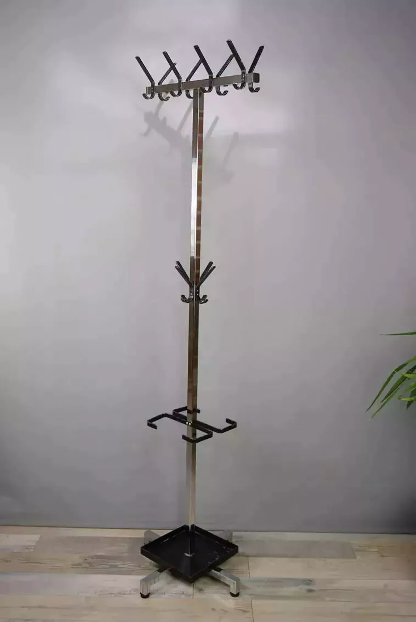 All-metal coat rack from the 50s/60s