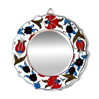 Miroir fleuri en céramique