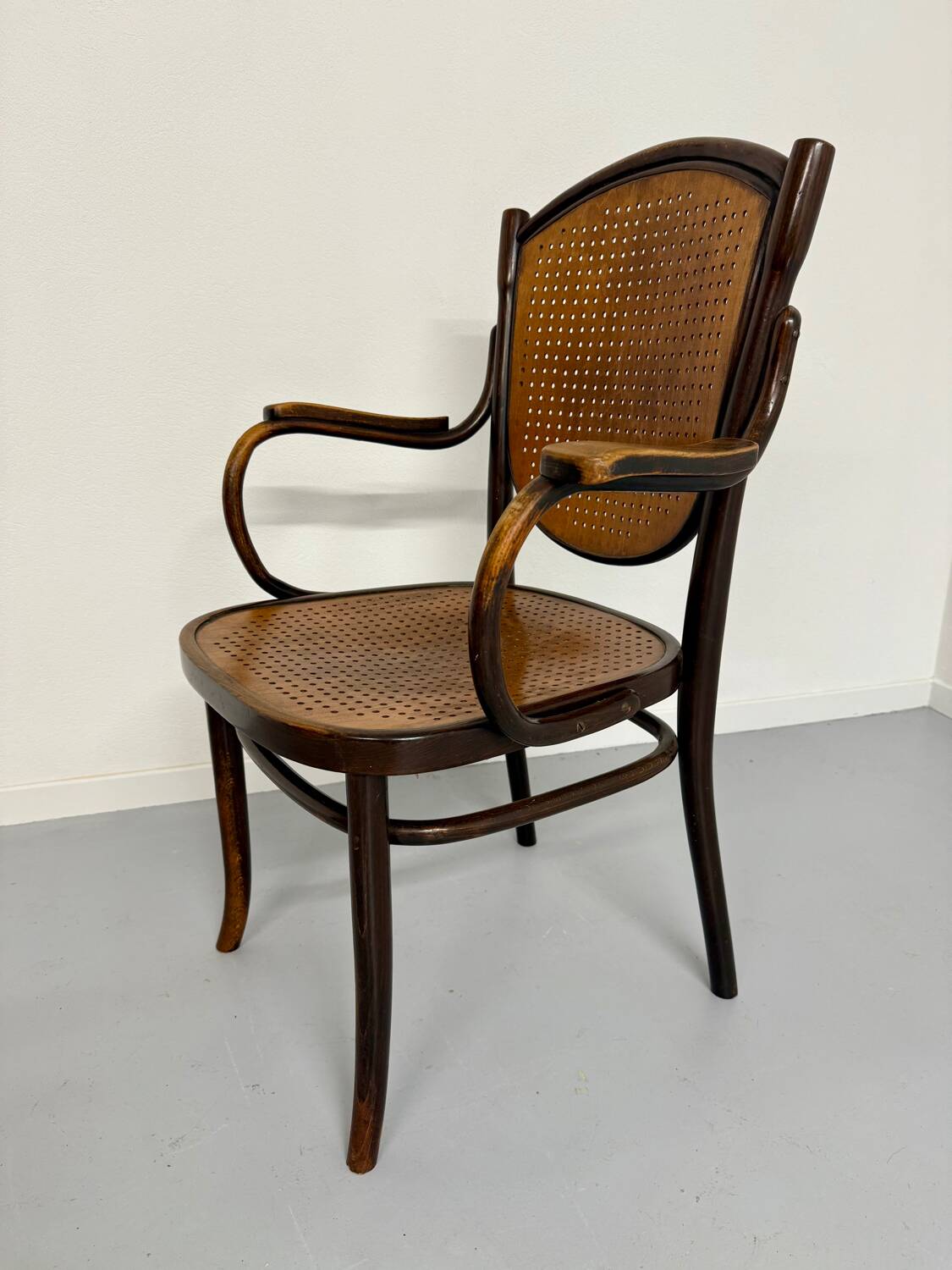 Antique Armchair Model 1059 Michael Thonet art nouveau 1920