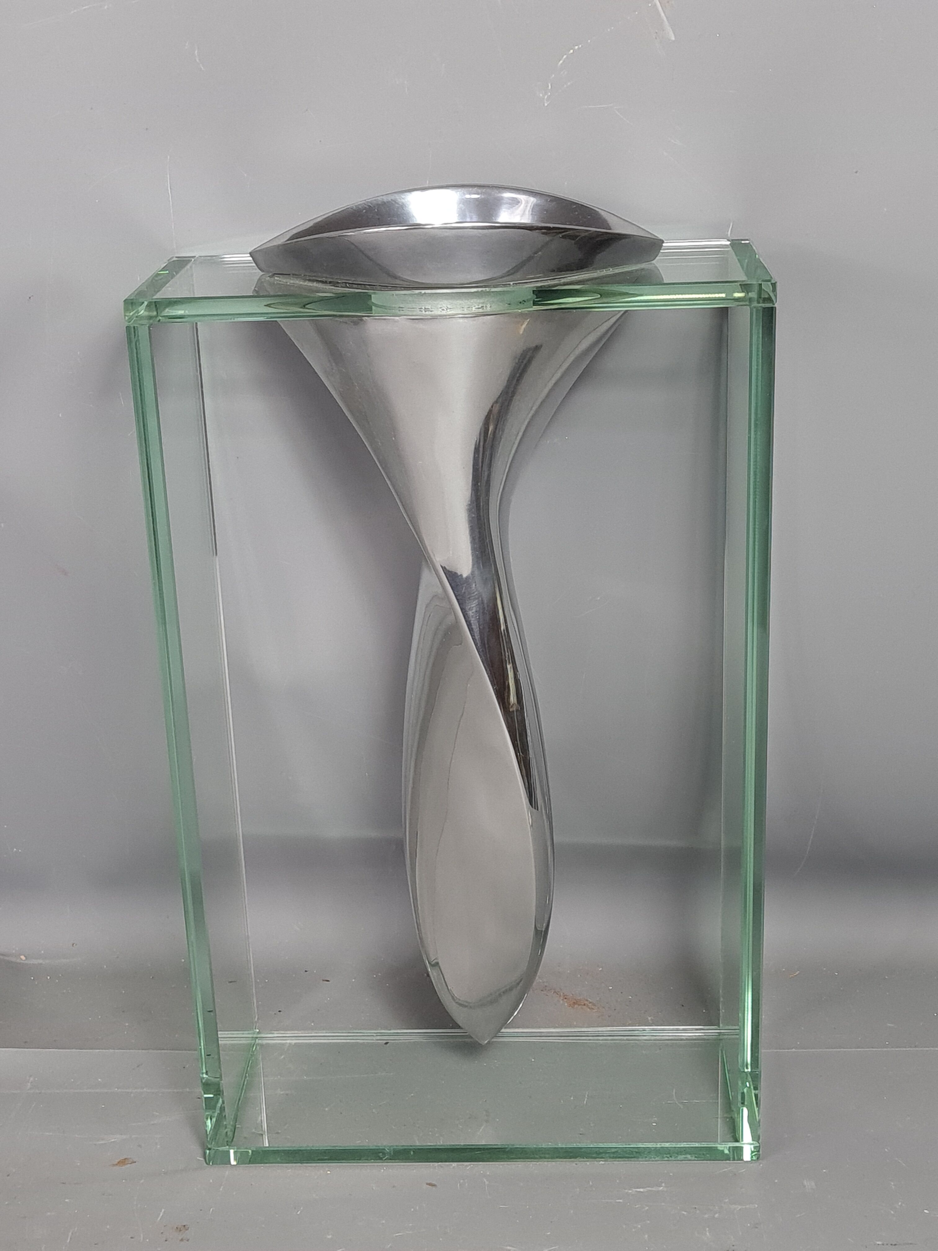 By Lisa Mori vase cast aluminum & glass flawless 34 cm