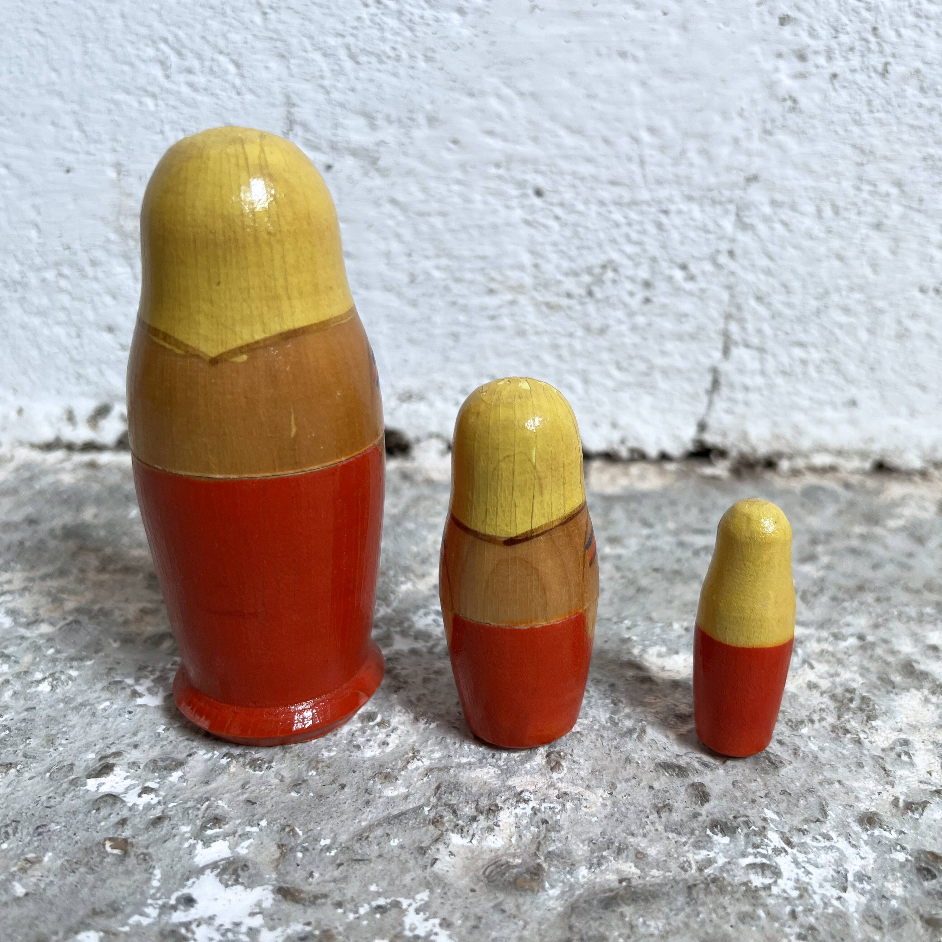 3 Russian matryoshka dolls