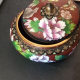 Bonbonnière en porcelaine