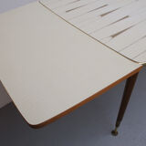 1950s extendible coffeetable in formica