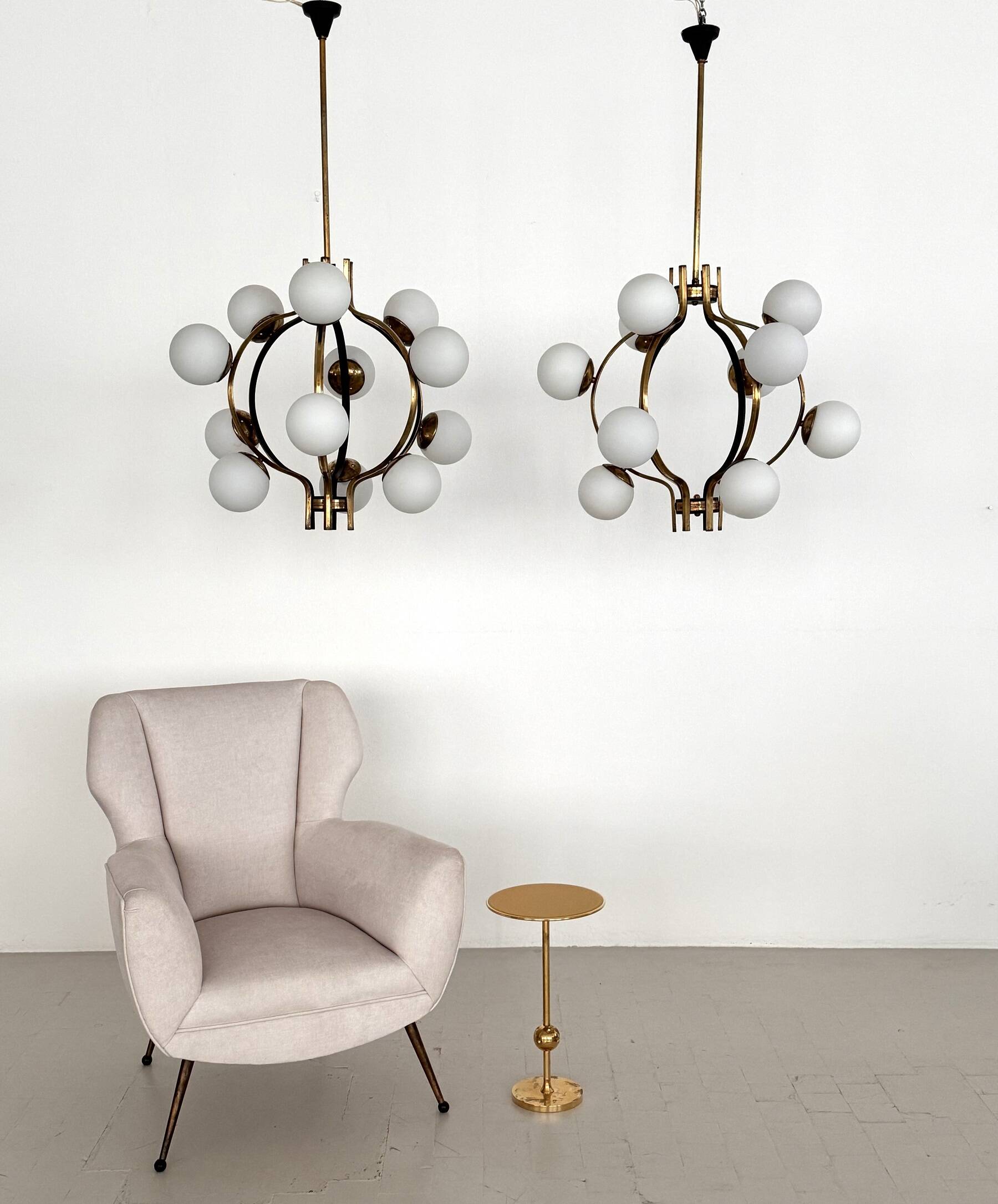 Stilnovo Italian Midcentury Chandelier, Brass & Opaline Glass, 1950s