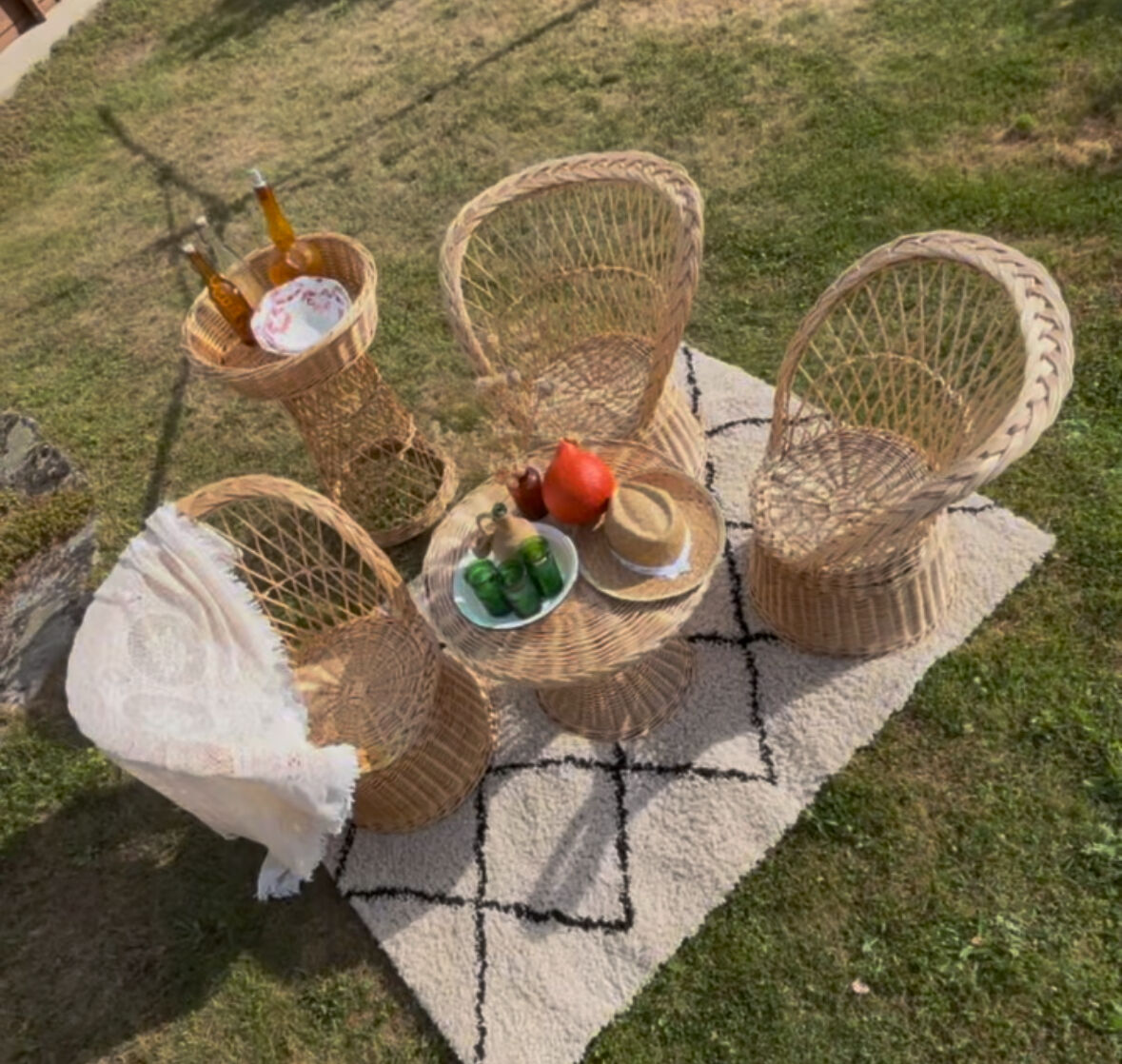 Rattan lounge