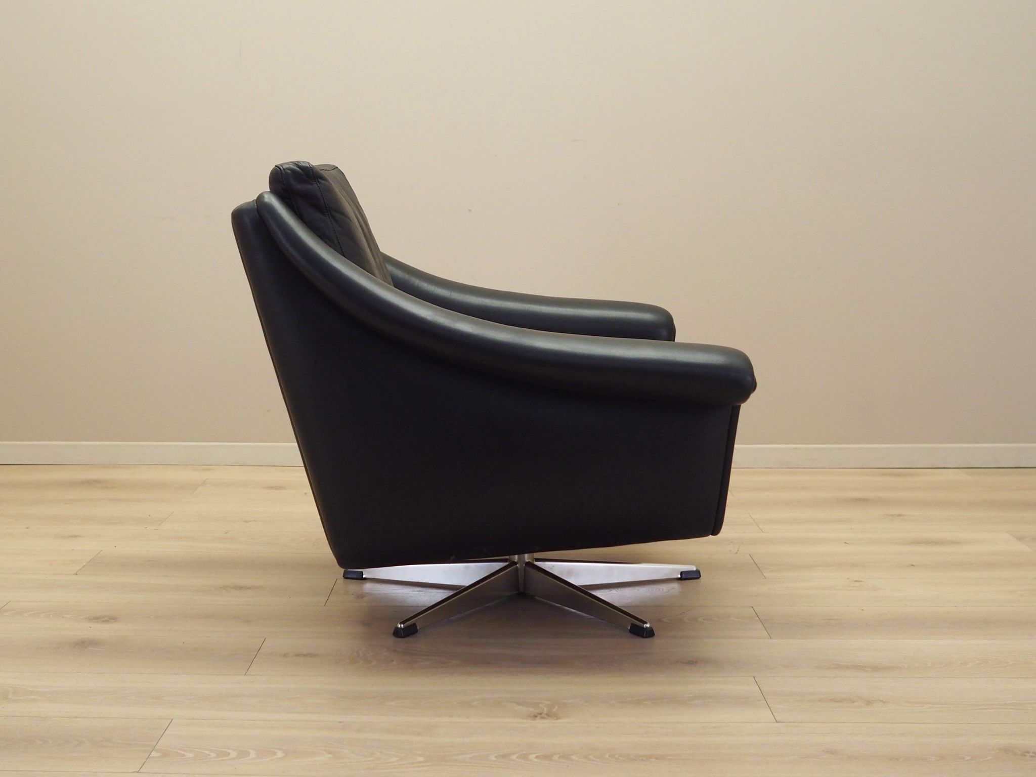 Swivel armchair, Danish design, 1960s, manufacturer: Eran Møbler, designer: