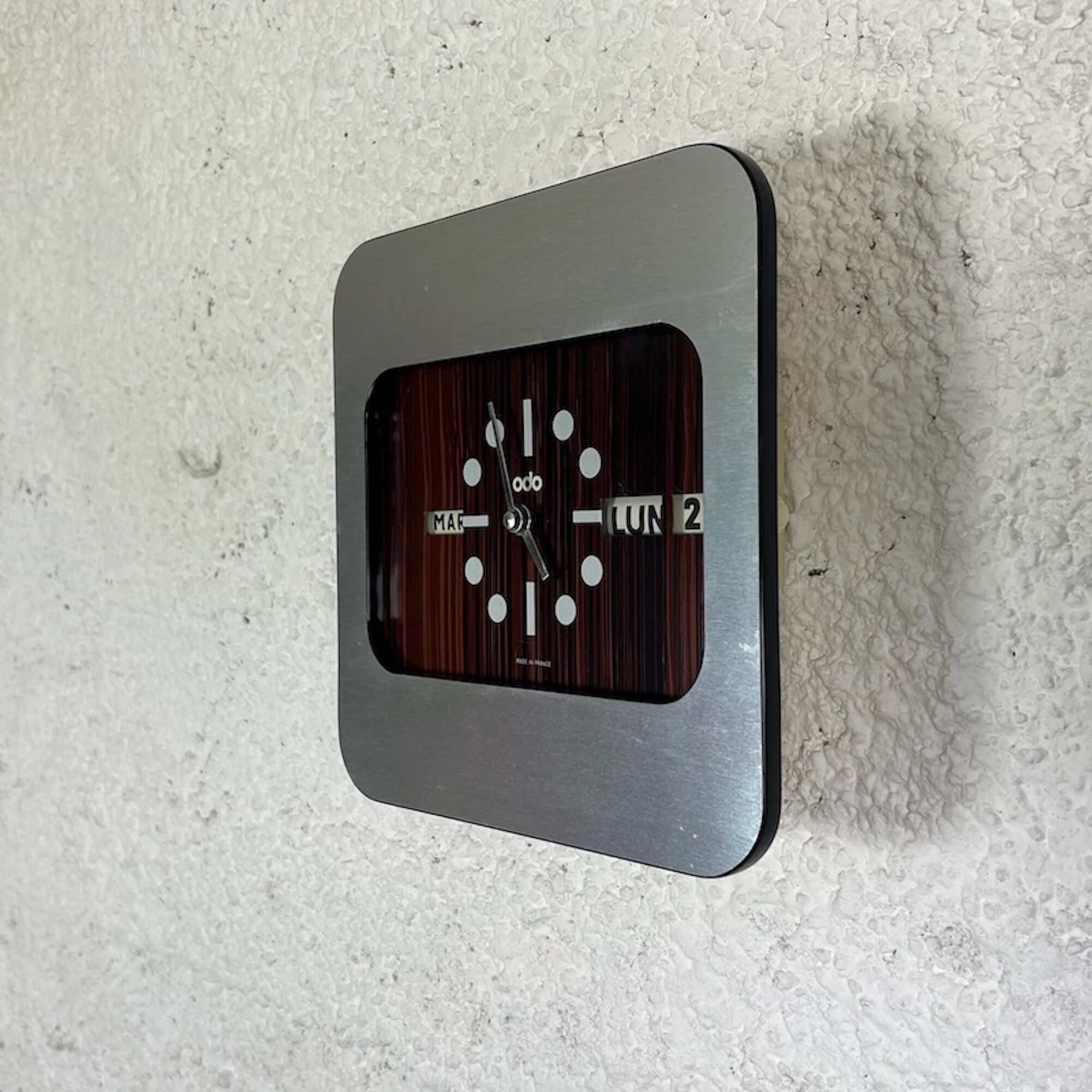 Space age clock calendar by odo france, 70s