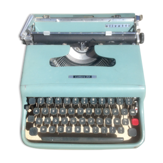 Machine à écrire Olivetti lettera 22