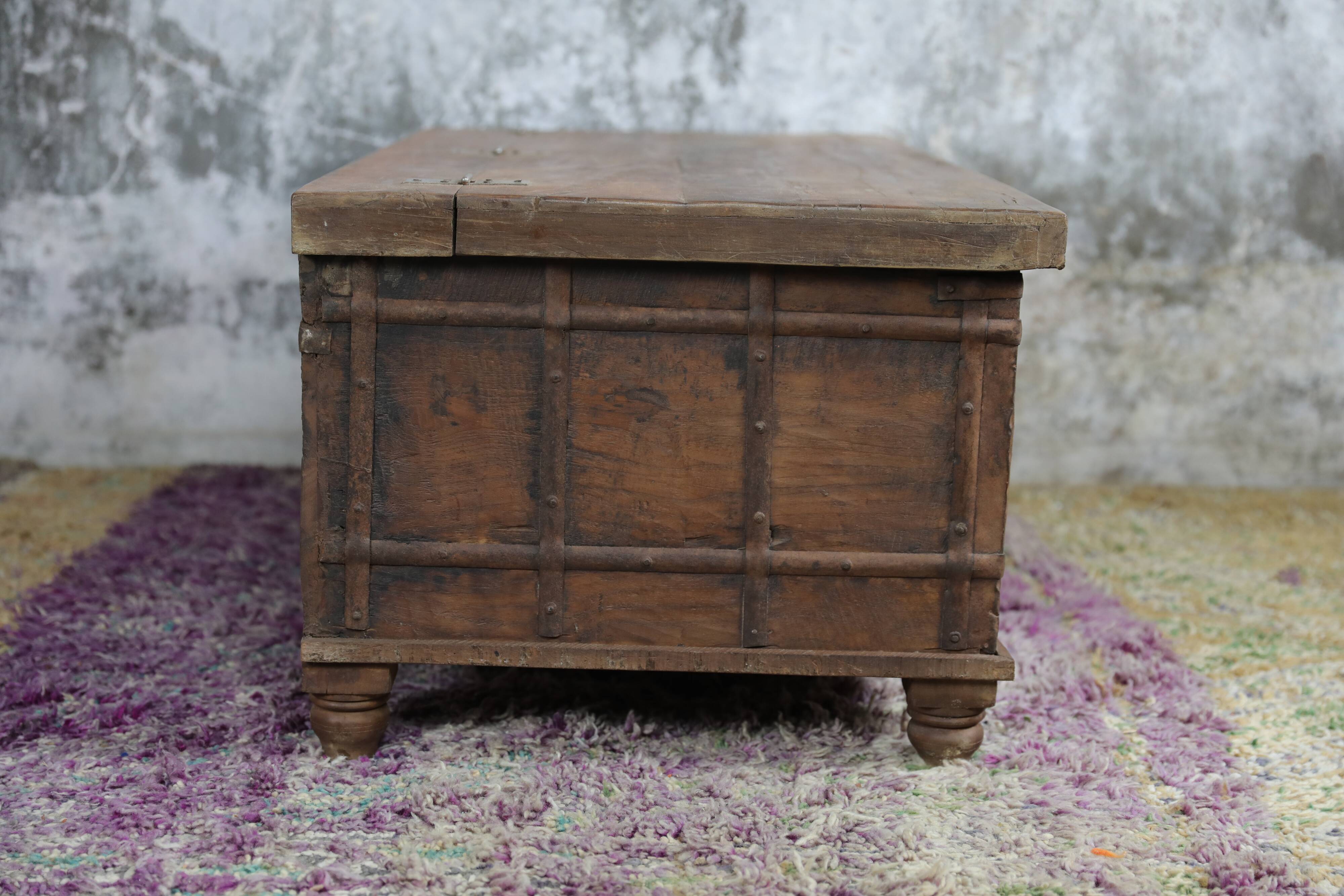 Indian low chest, coffee table in natural teak and metal, unique piece