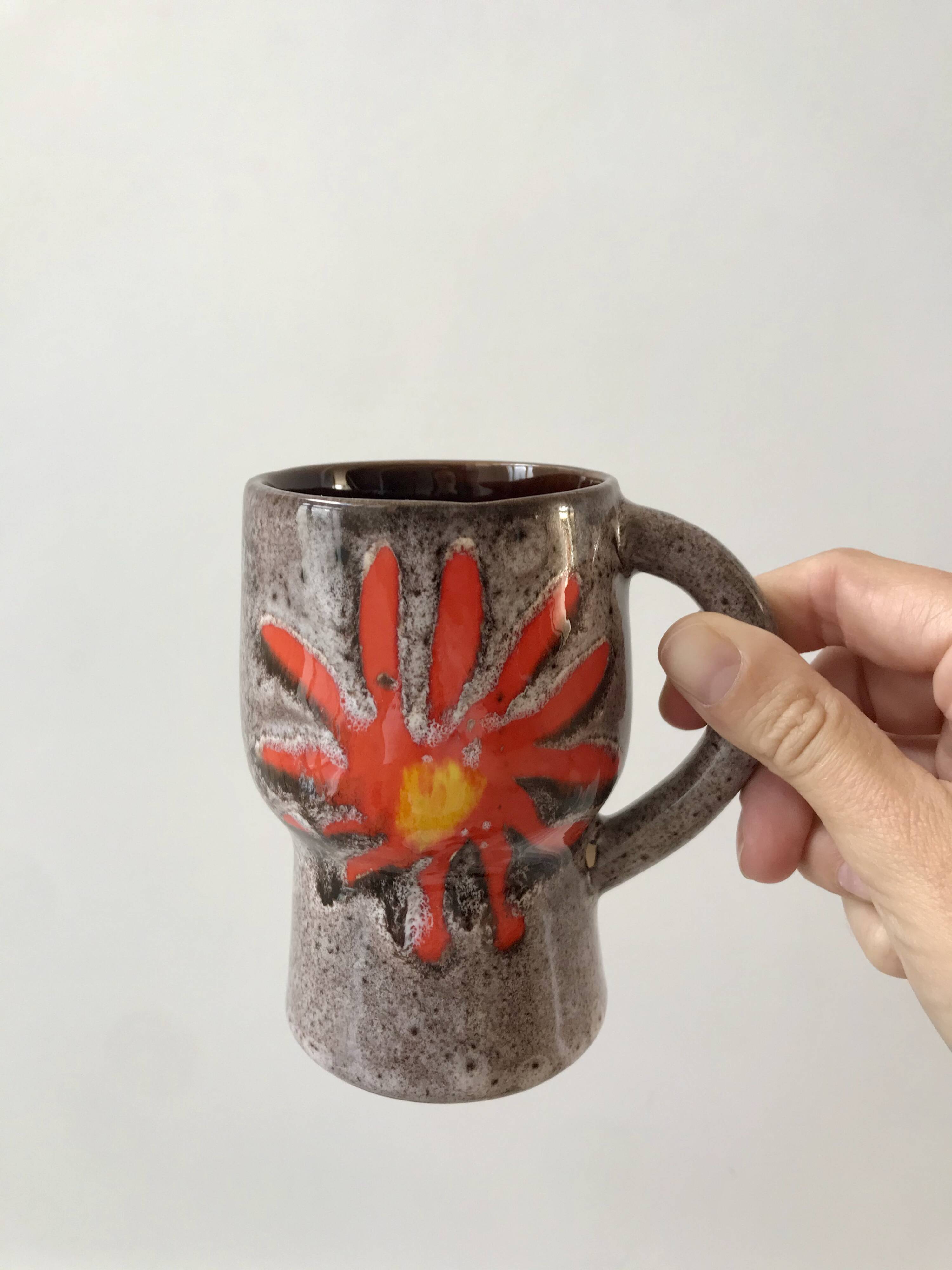 Set of 7 fat lava glazed ceramic mugs signed poët laval 70s