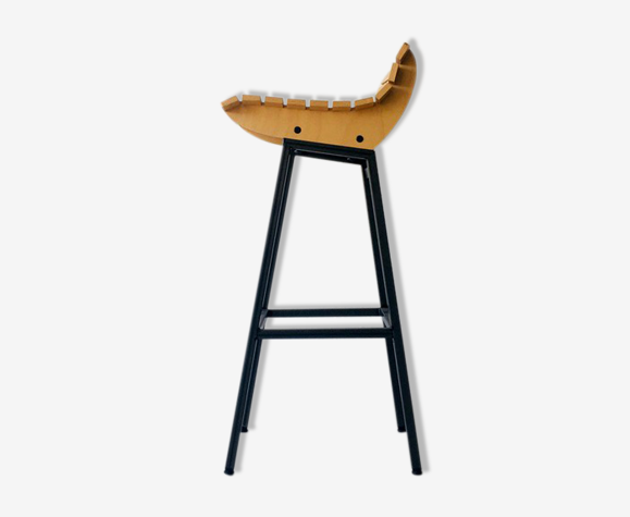 Tabouret en bois et fer