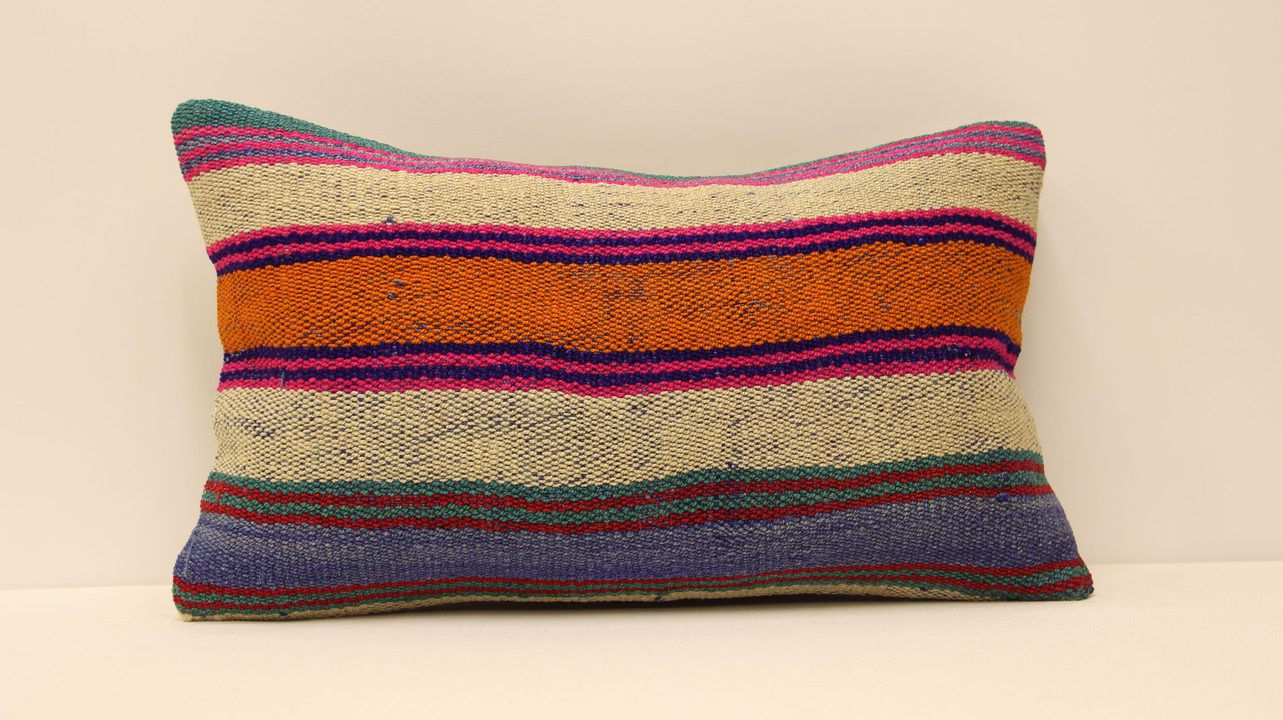 Throw Pillow, Cushion Cover 30x50 cm